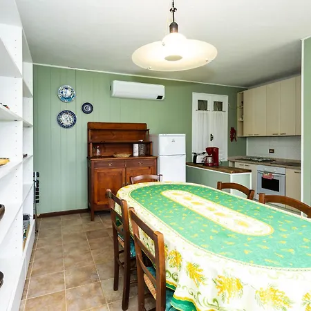 La Selva Cav - Oasi Lago Ferienhaus Agrano